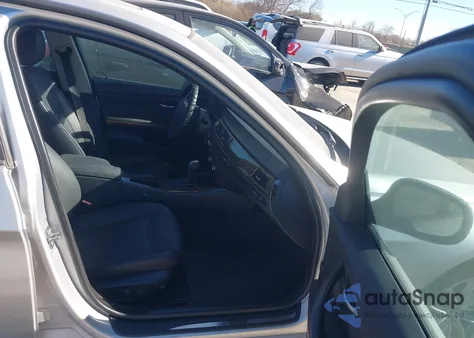 2010 BMW 328I из США, поврежденный, VIN WBAPH7G54ANM49894